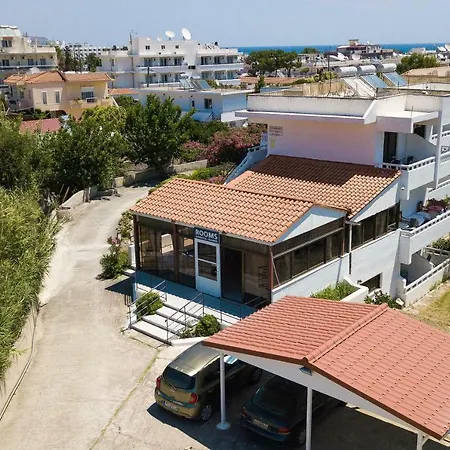 Marieta-giannis Guest house 3*