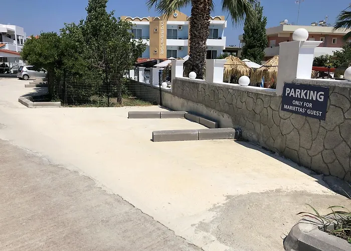 Marieta-giannis Penzion